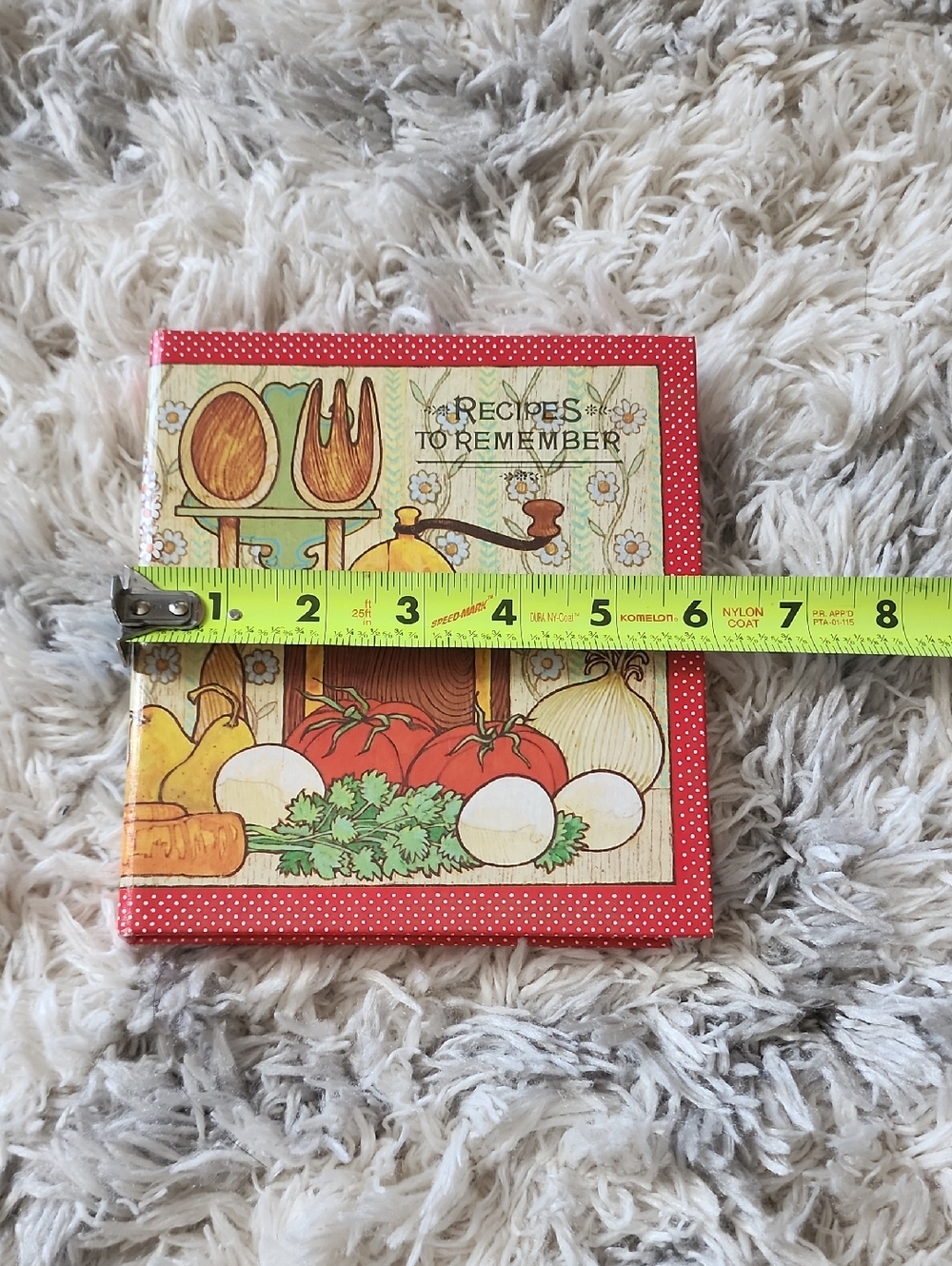 VINTAGE HALLMARK RECIPE BOOK - Picture 16 of 16